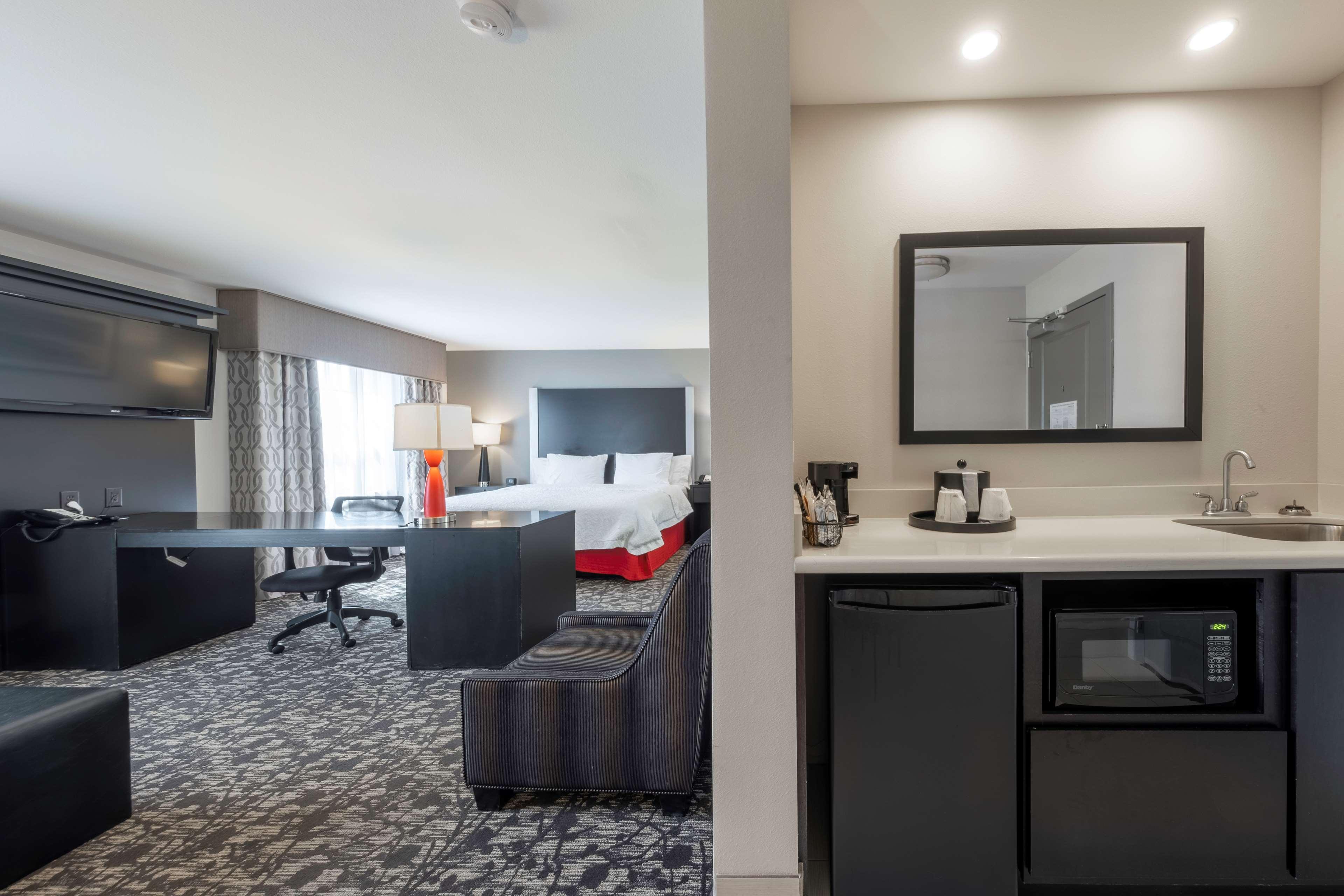 Hampton Inn & Suites Dupont Kültér fotó
