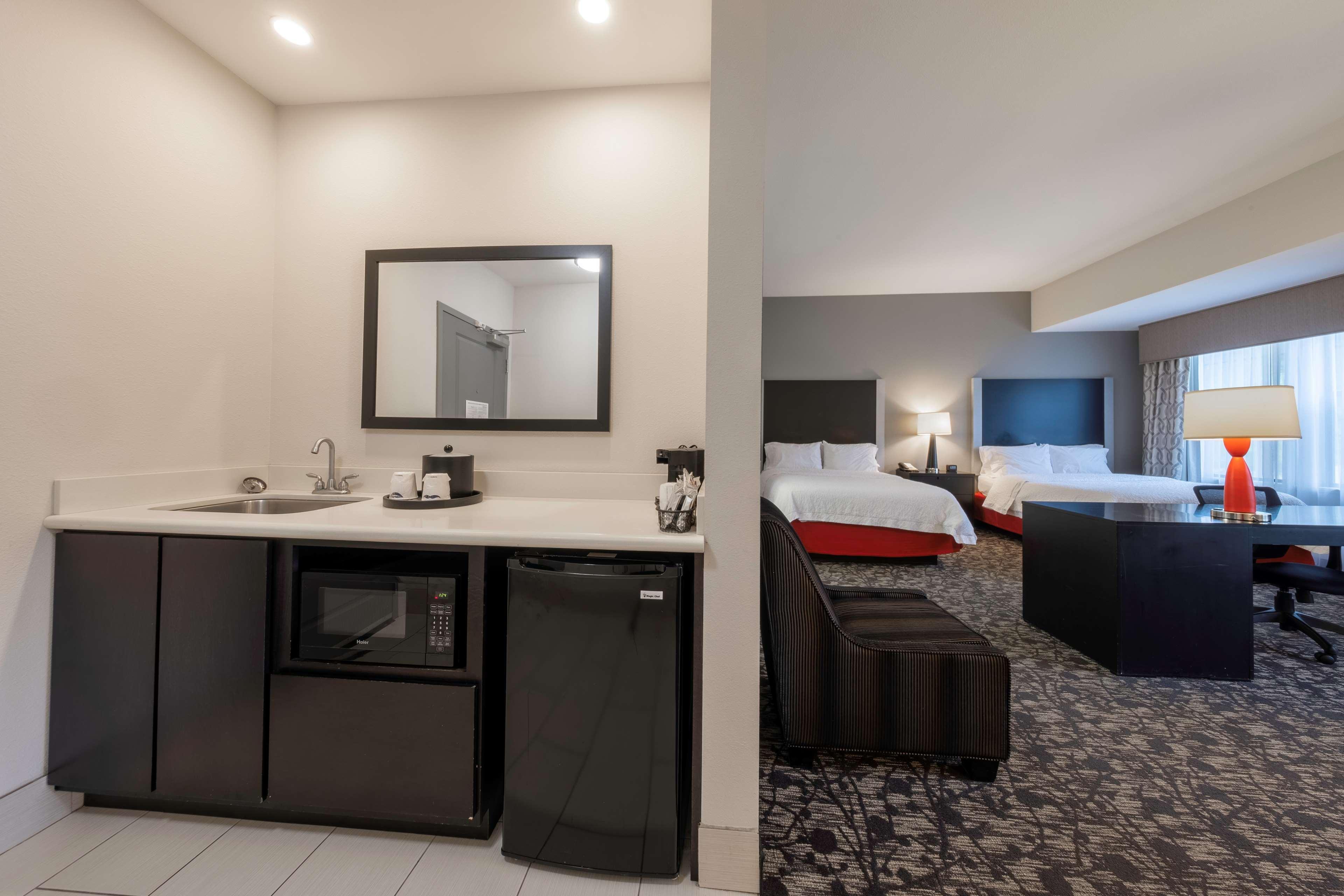 Hampton Inn & Suites Dupont Kültér fotó