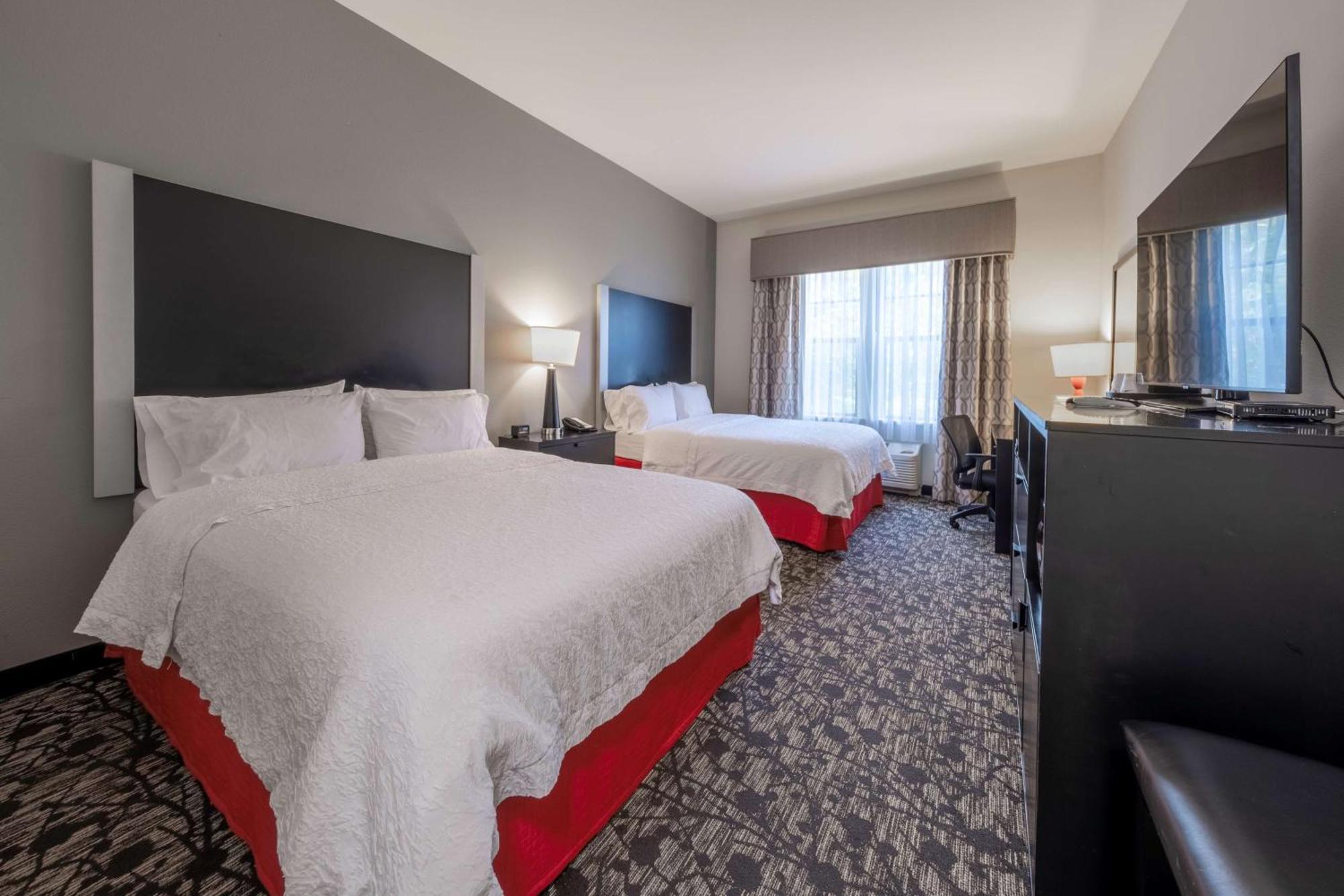 Hampton Inn & Suites Dupont Kültér fotó