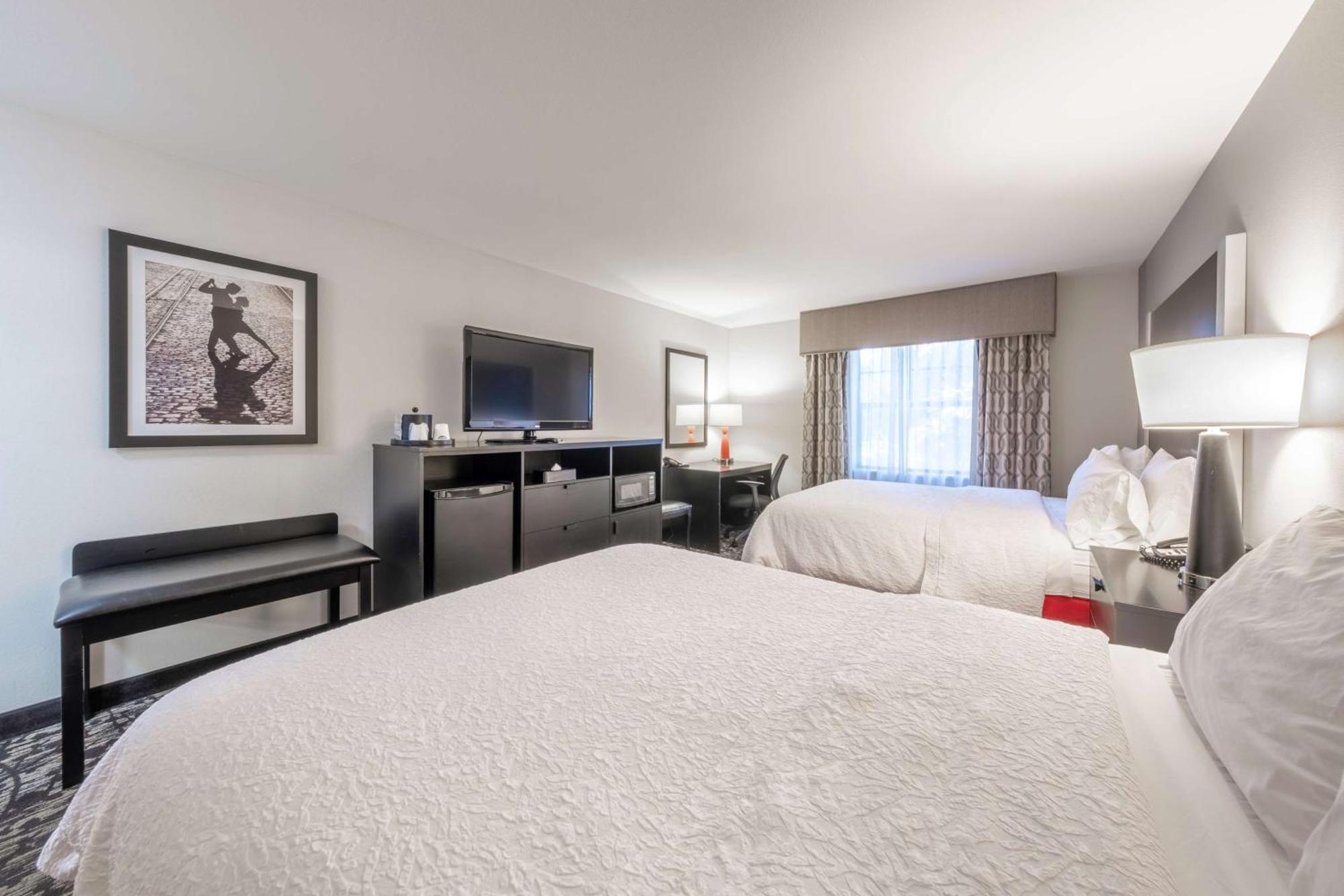 Hampton Inn & Suites Dupont Kültér fotó